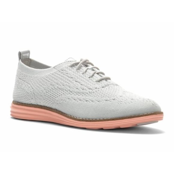 Grand Stitchlite Wingtip Oxfords 